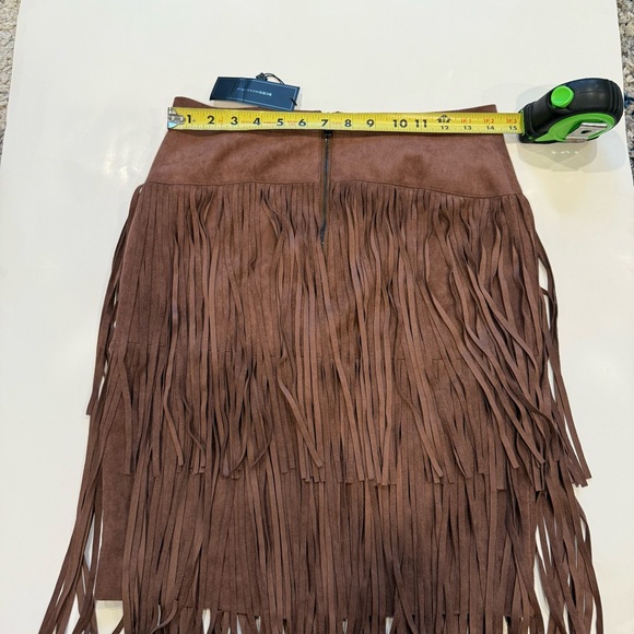 Bcbgmaxazria fringe fax suede skirt 4 - Picture 6 of 6